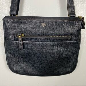 Fossil Tessa Black Pebble Leather Boho Crossbody Bag